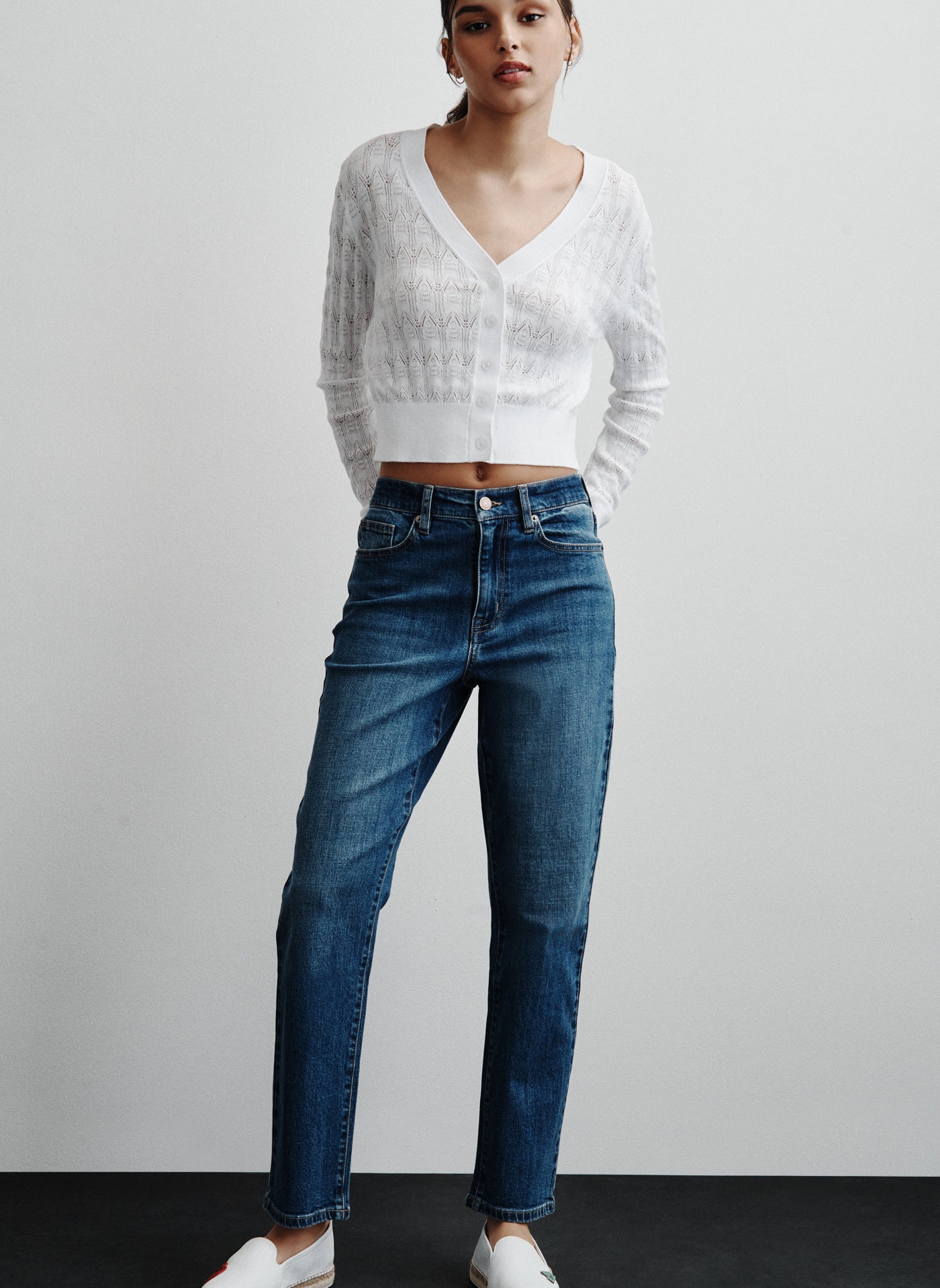 Dkny high waisted store jeans