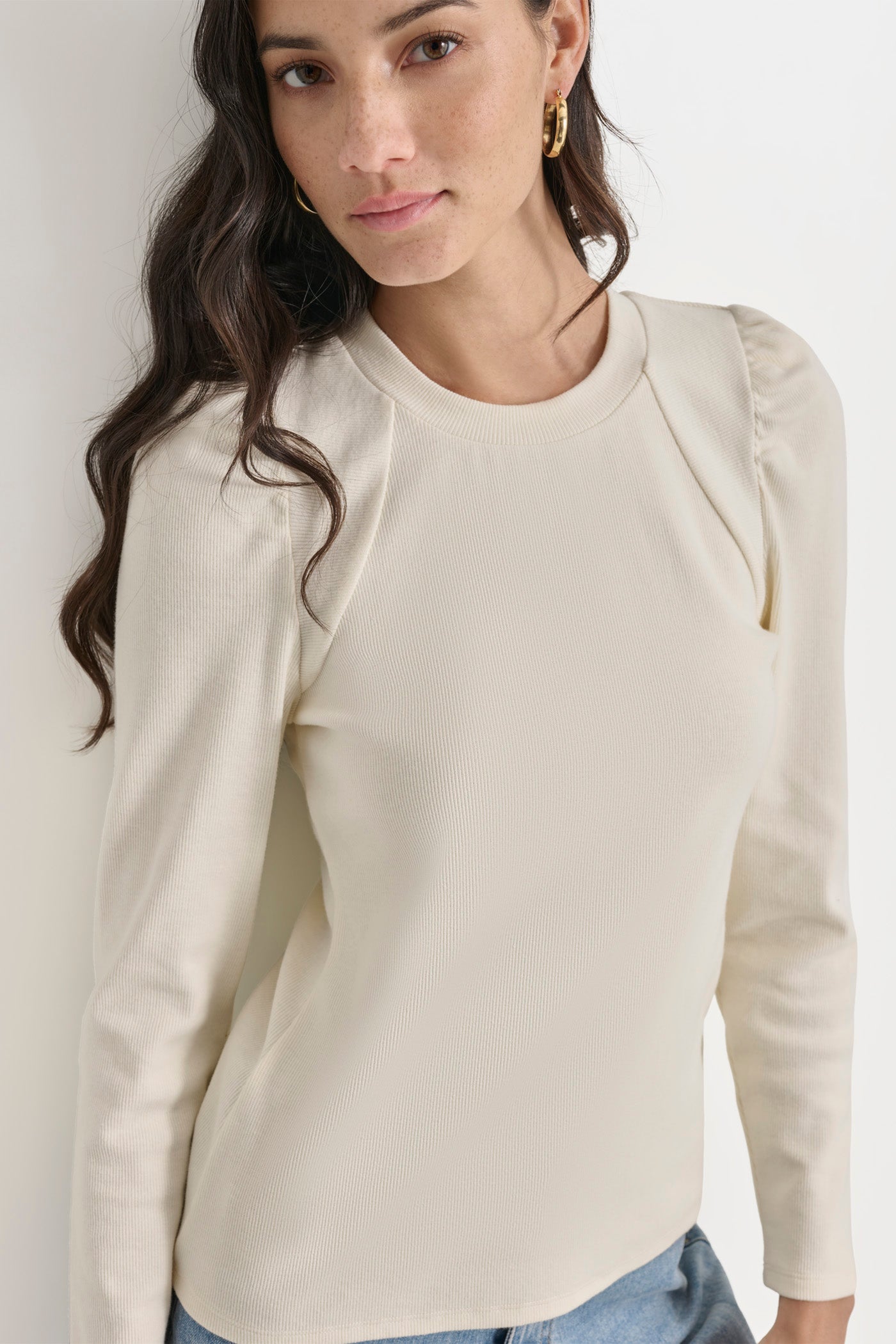 PUFF SLEEVE CREW NECK TOP