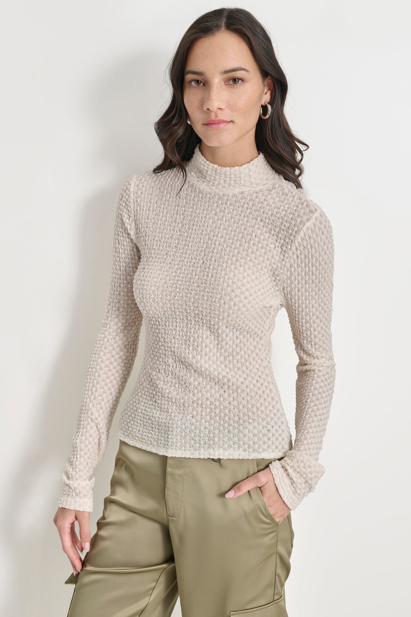 PEBBLE LACE TURTLENECK DKNY