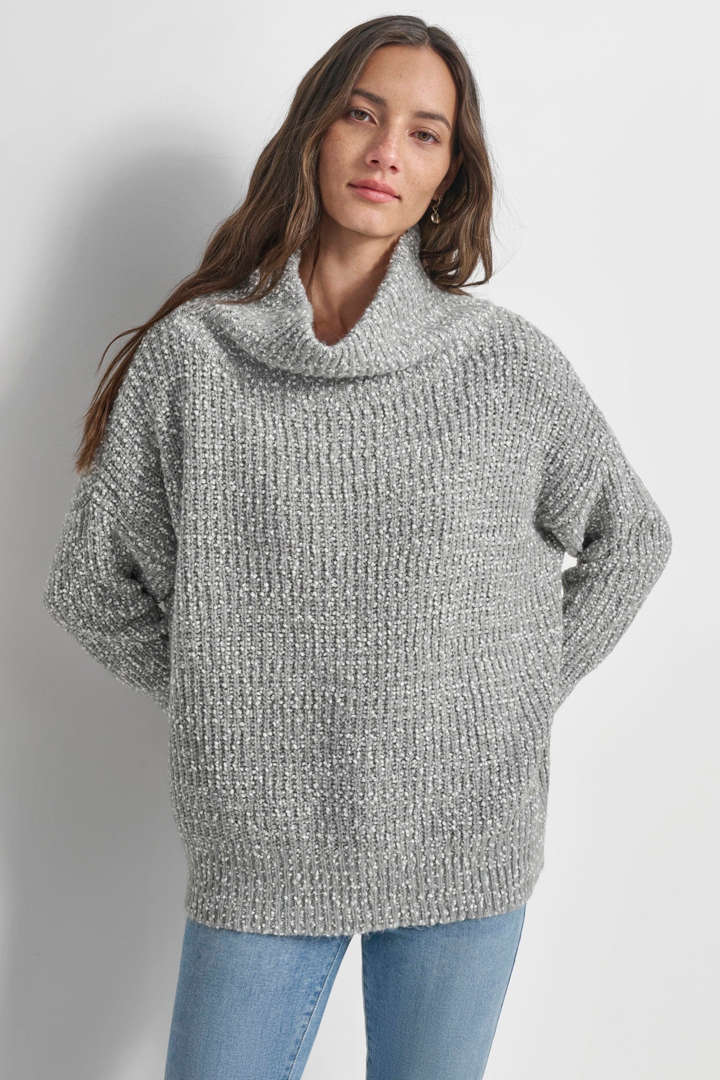 BOUCLE OVERSIZED SWEATER