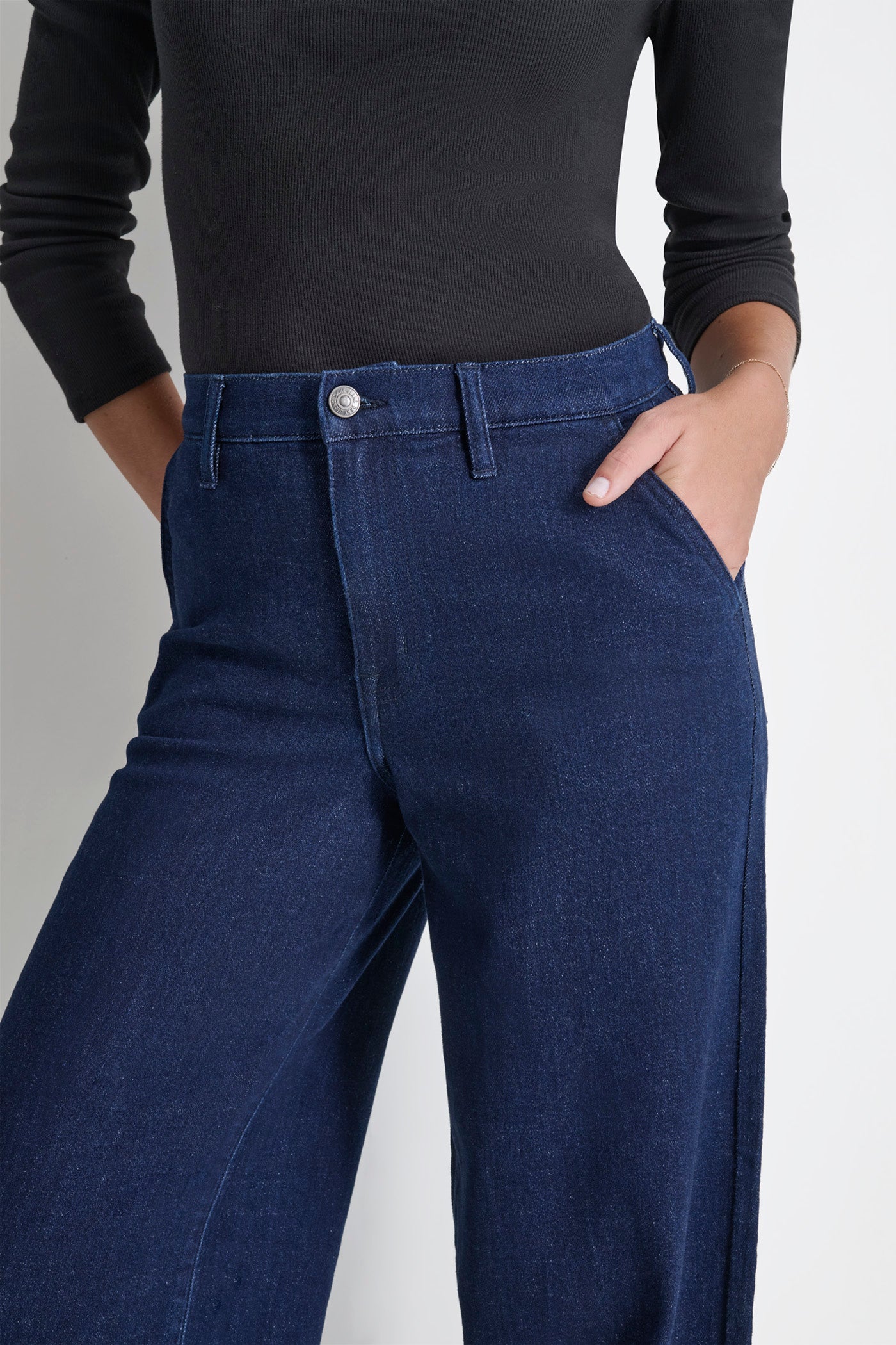 HIGH RISE WIDE LEG TROUSER