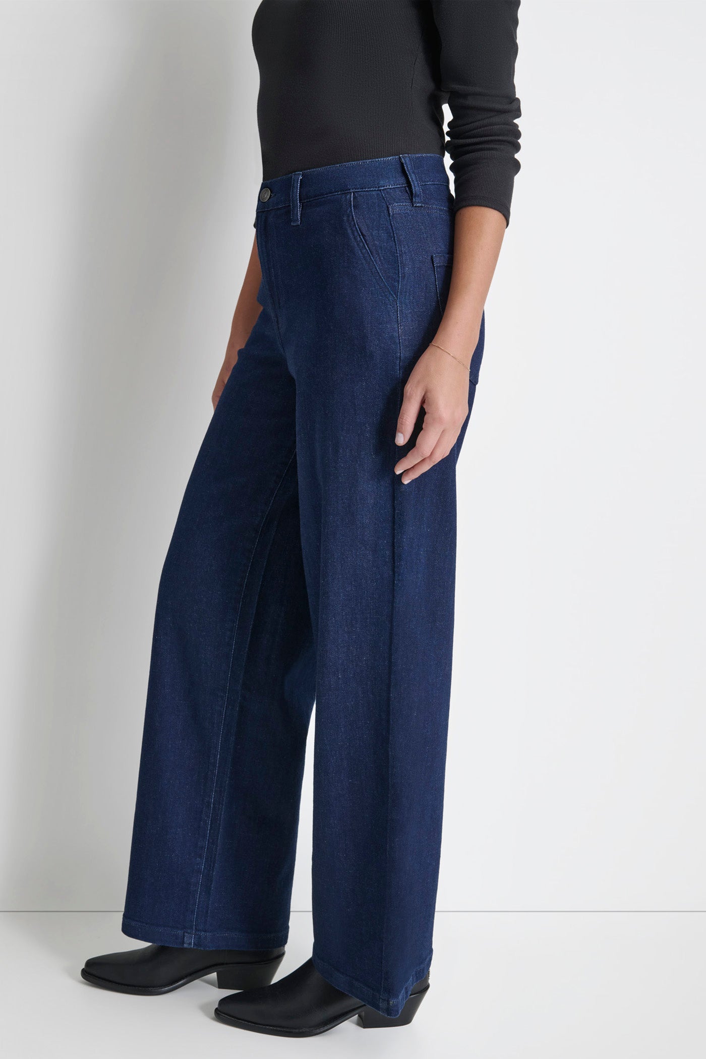 HIGH RISE WIDE LEG TROUSER