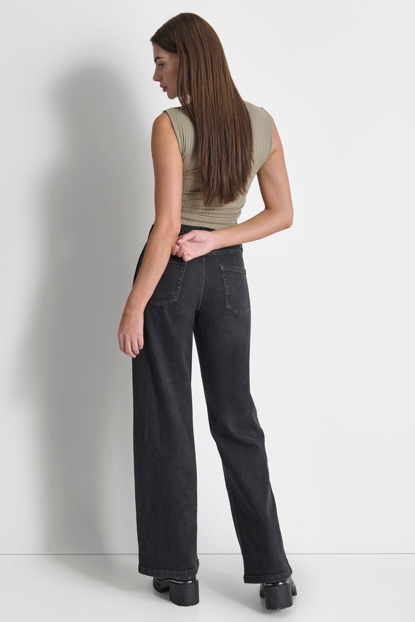 FRONT PLEAT WIDE LEG TROUSER