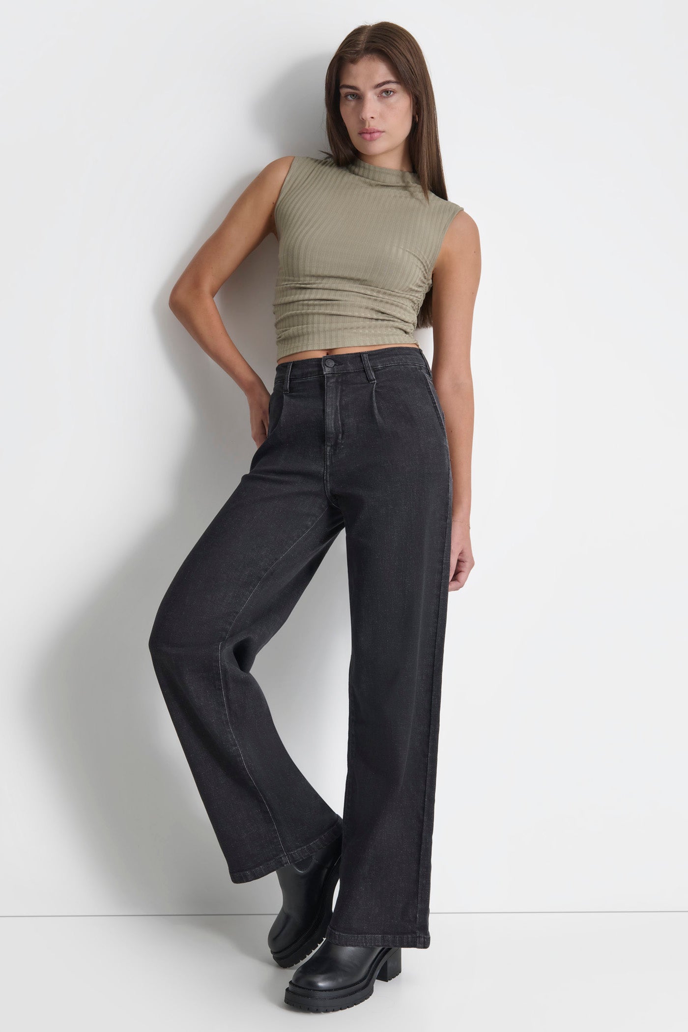 FRONT PLEAT WIDE LEG TROUSER