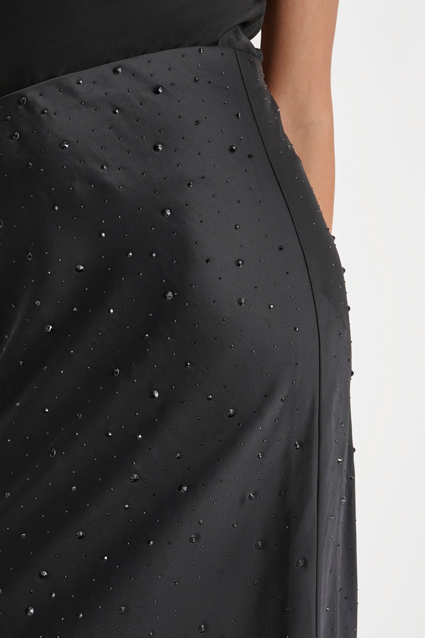 CRYSTAL EMBELLISHED SKIRT