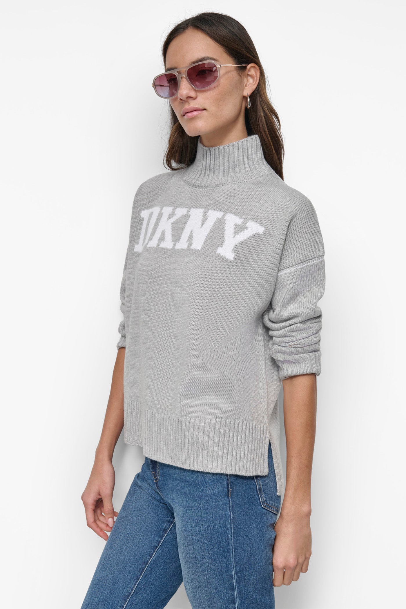 LOGO TURTLENECK SWEATER