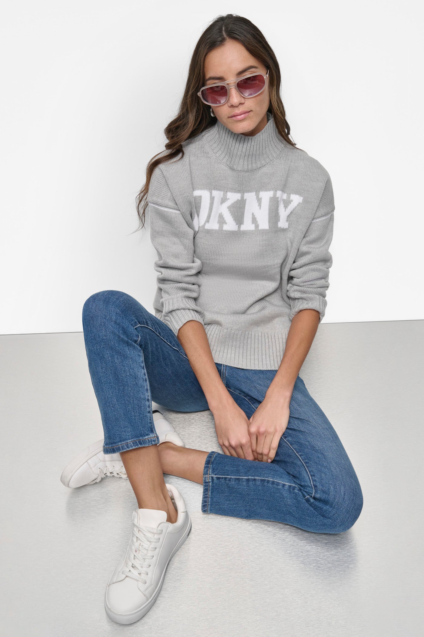 LOGO TURTLENECK SWEATER