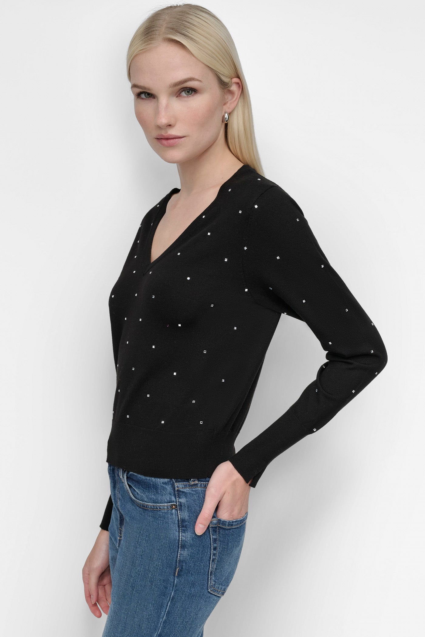 V NECK SWEATER WITH STUDS