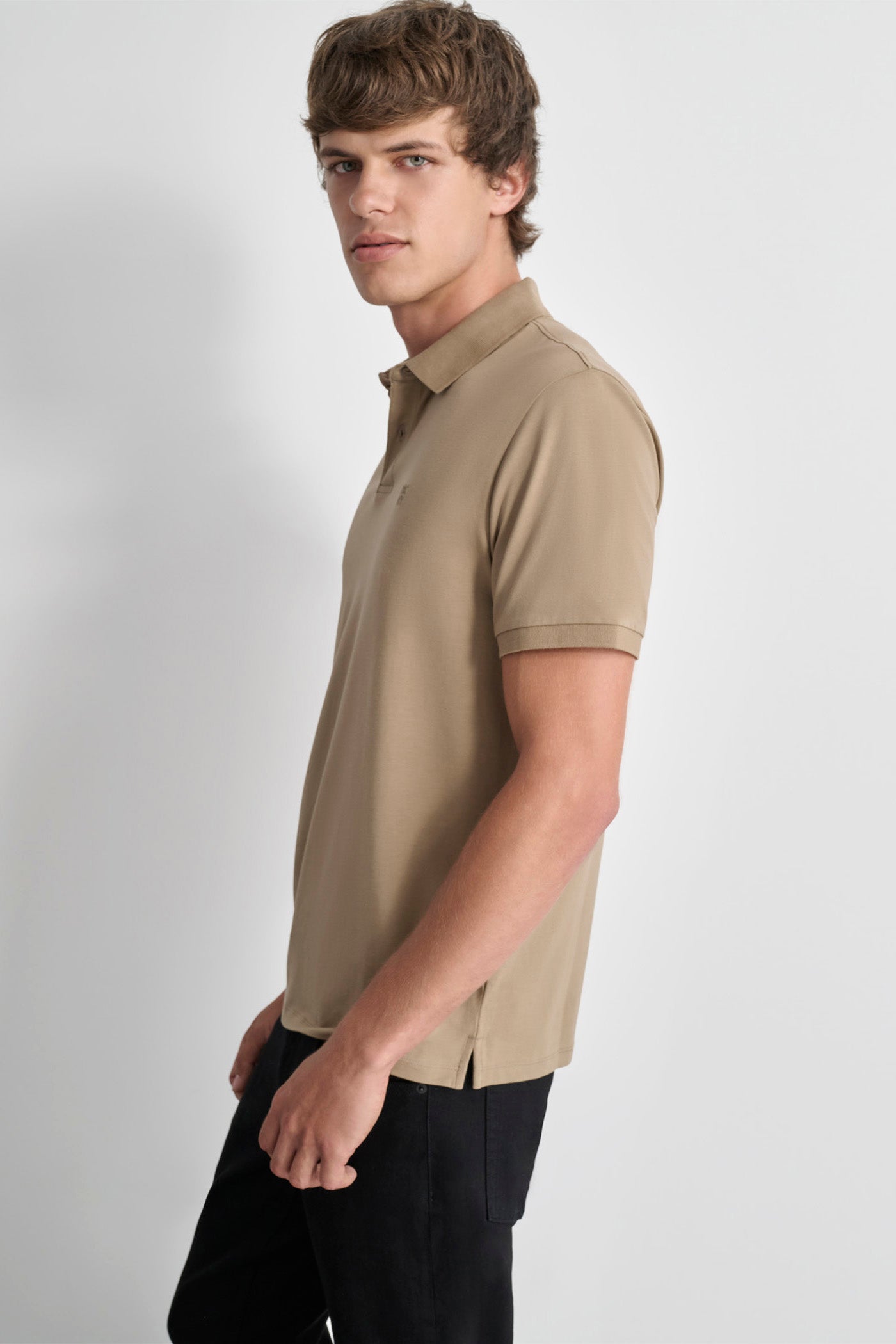 ESSENTIAL POLO