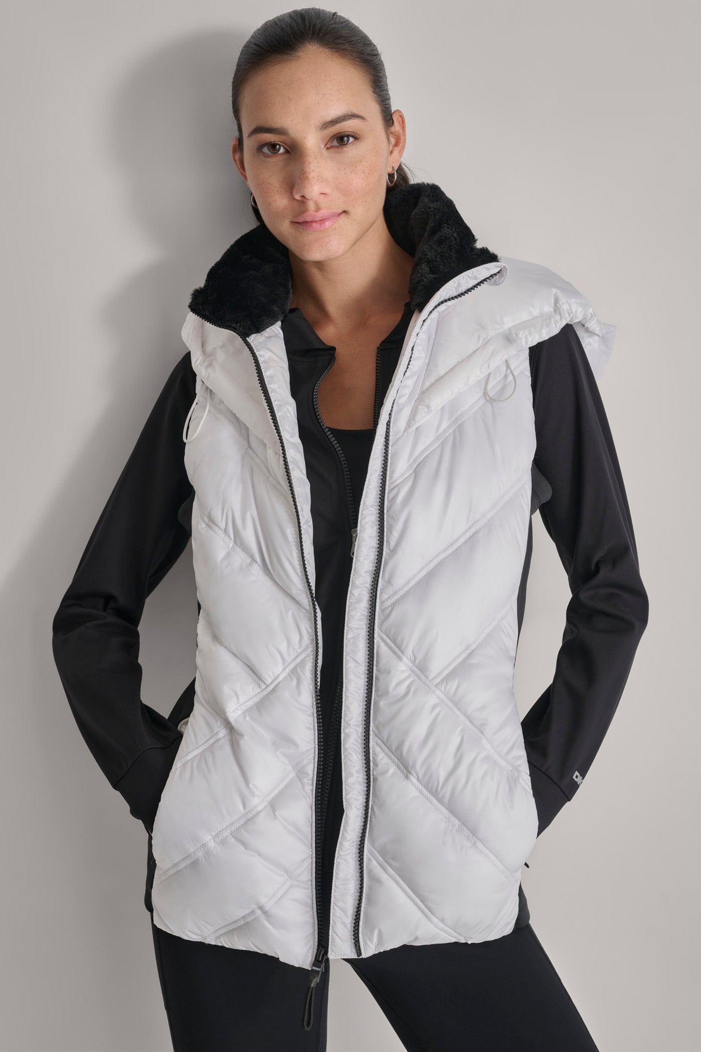 Dkny sport vest hotsell