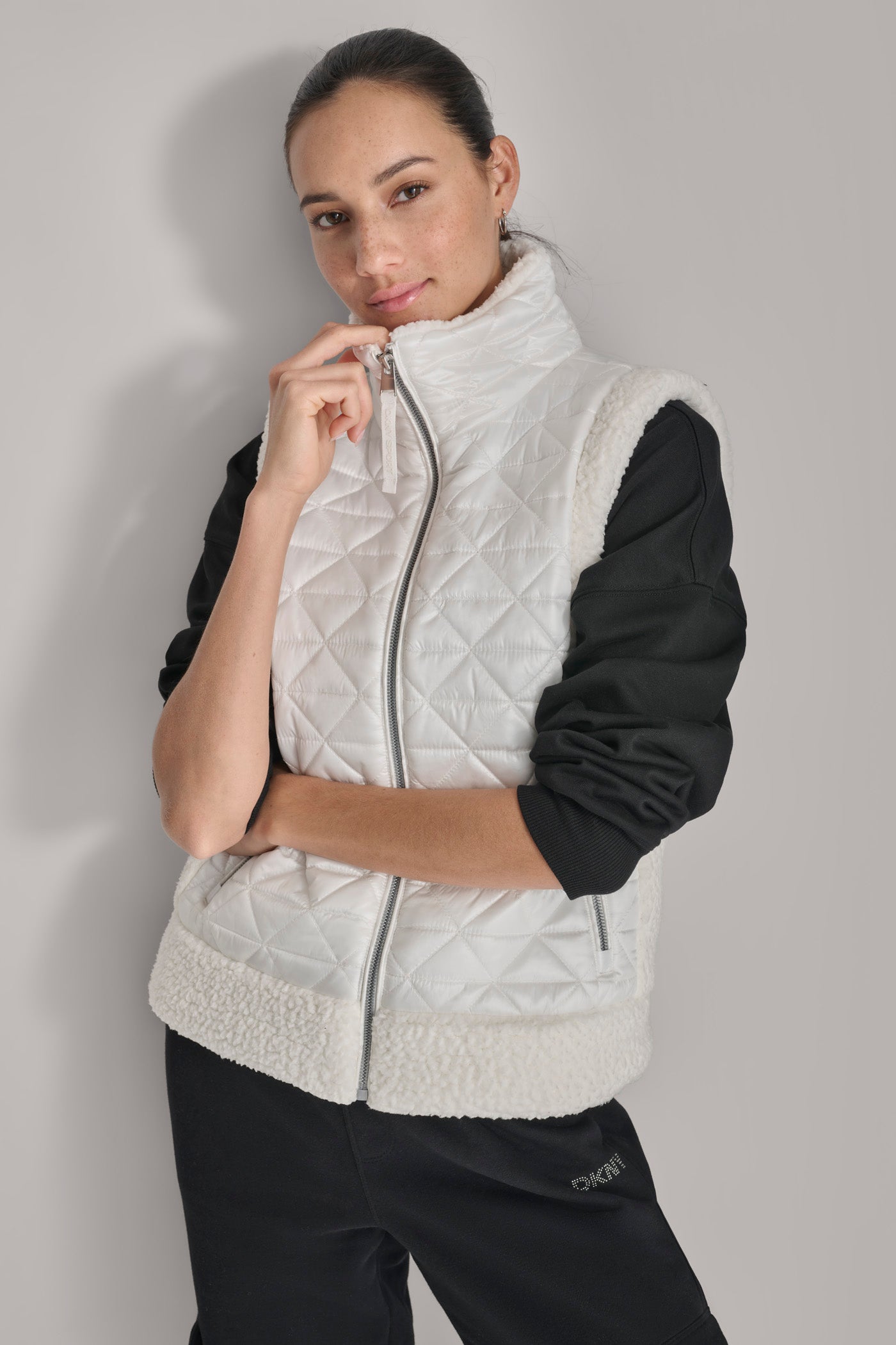 DIAMOND QUILTED PUFFER VEST