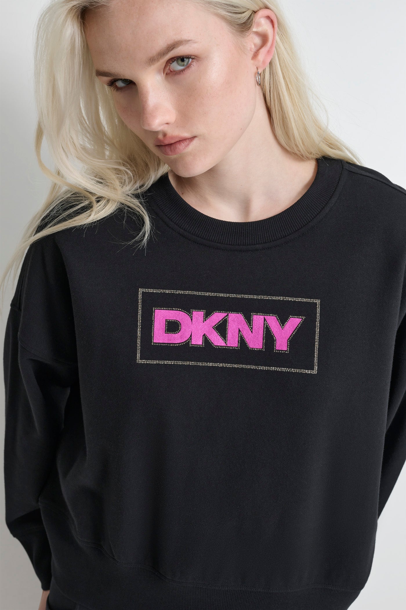 RHINESTONE LOGO CREW NECK