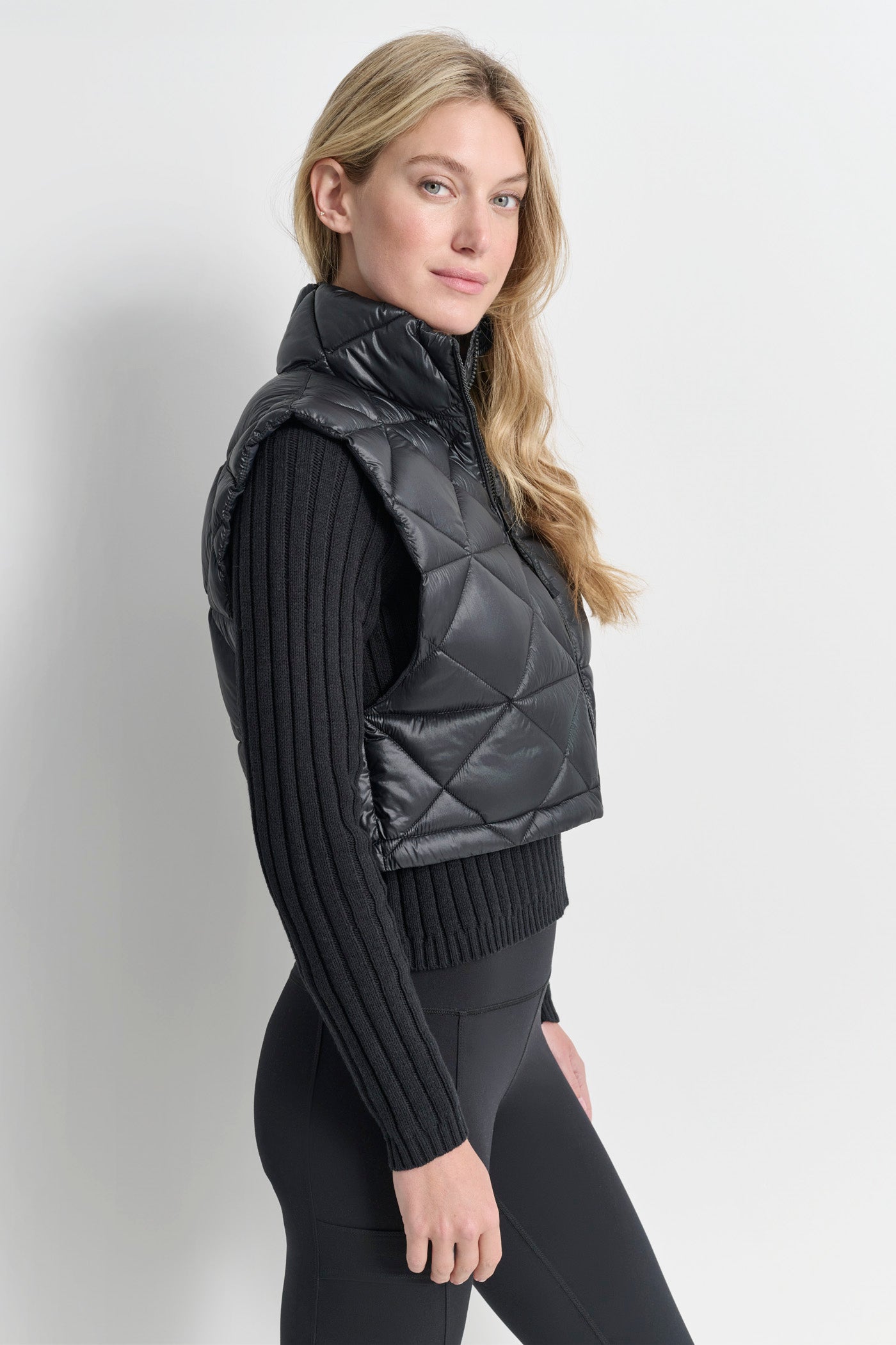 CROPPED DIAMOND QUILT VEST