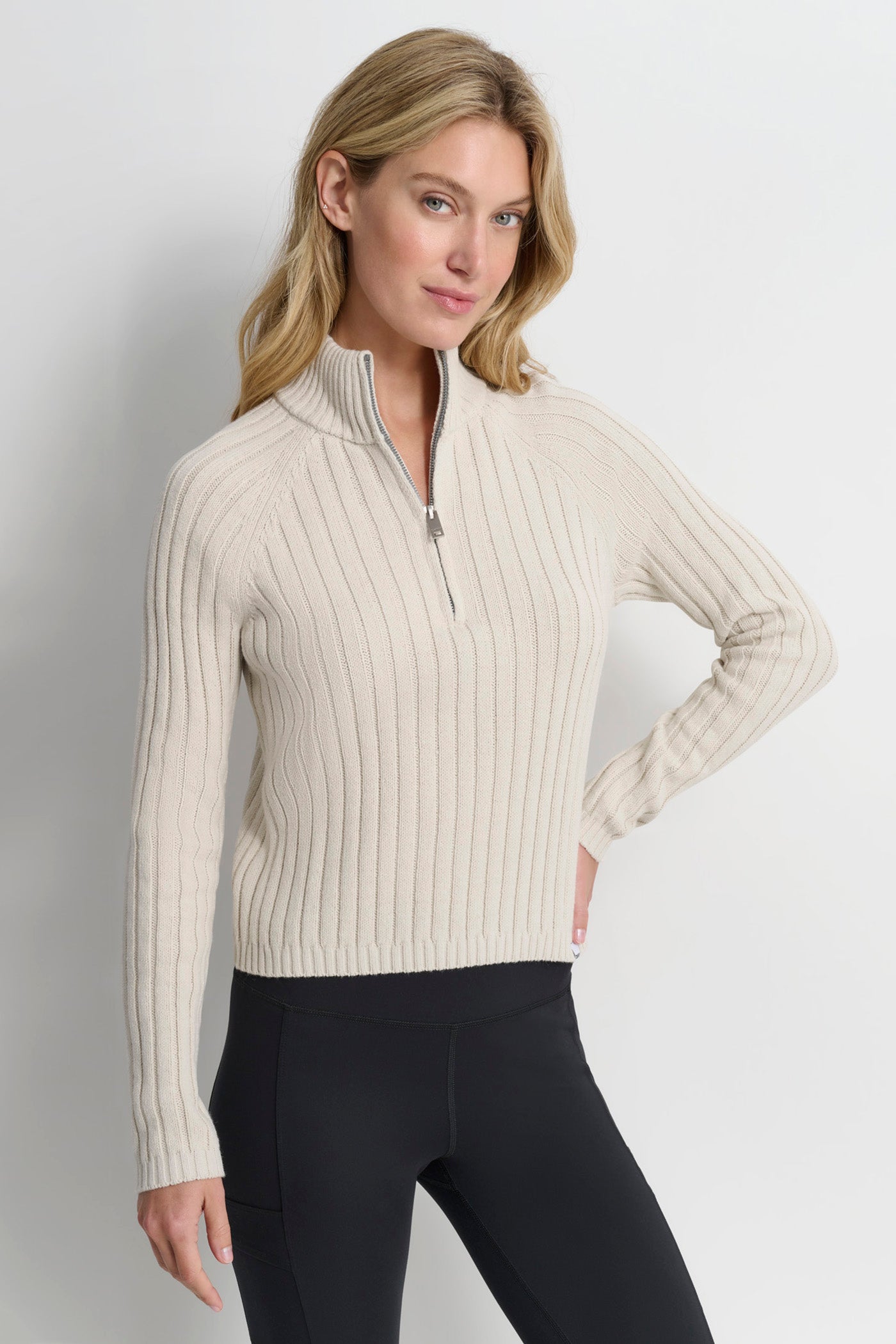 HALF ZIP MOCK NECK SWEATER