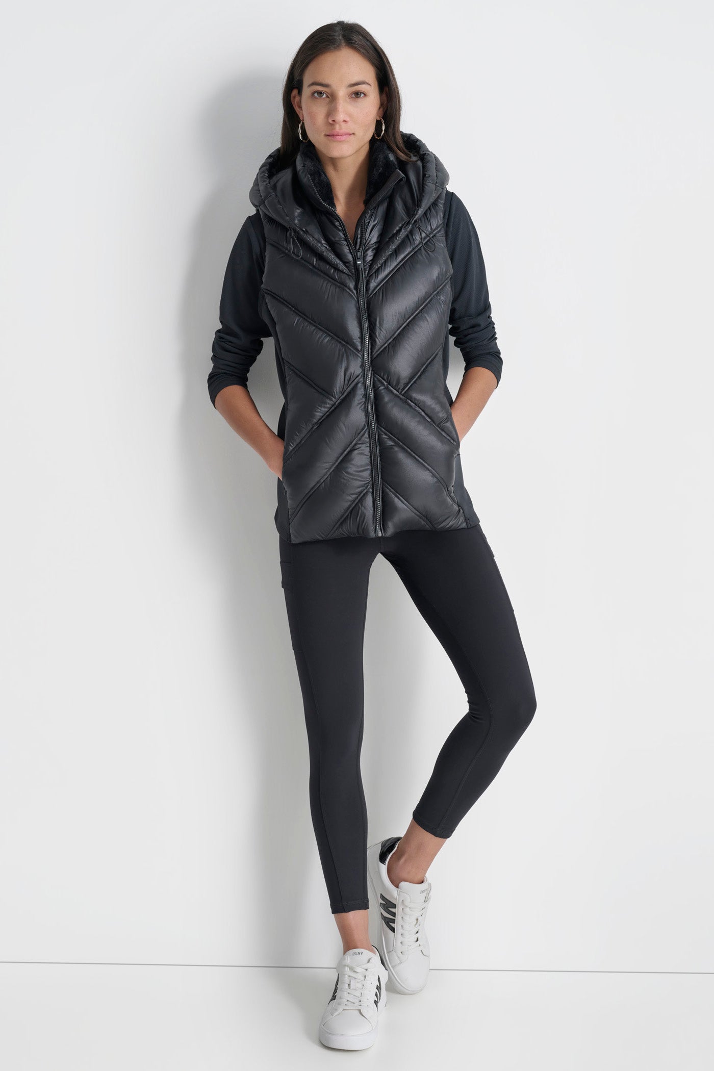 HOODED PUFFER VEST