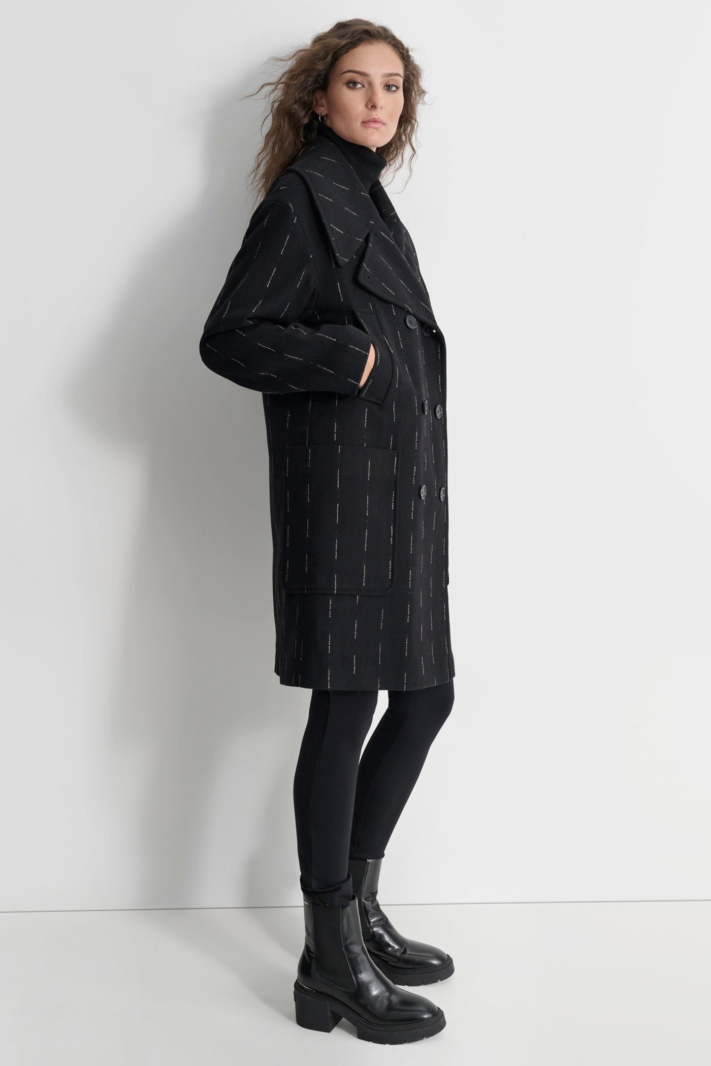 OVERSIZED BROKEN PINSTRIPE COAT