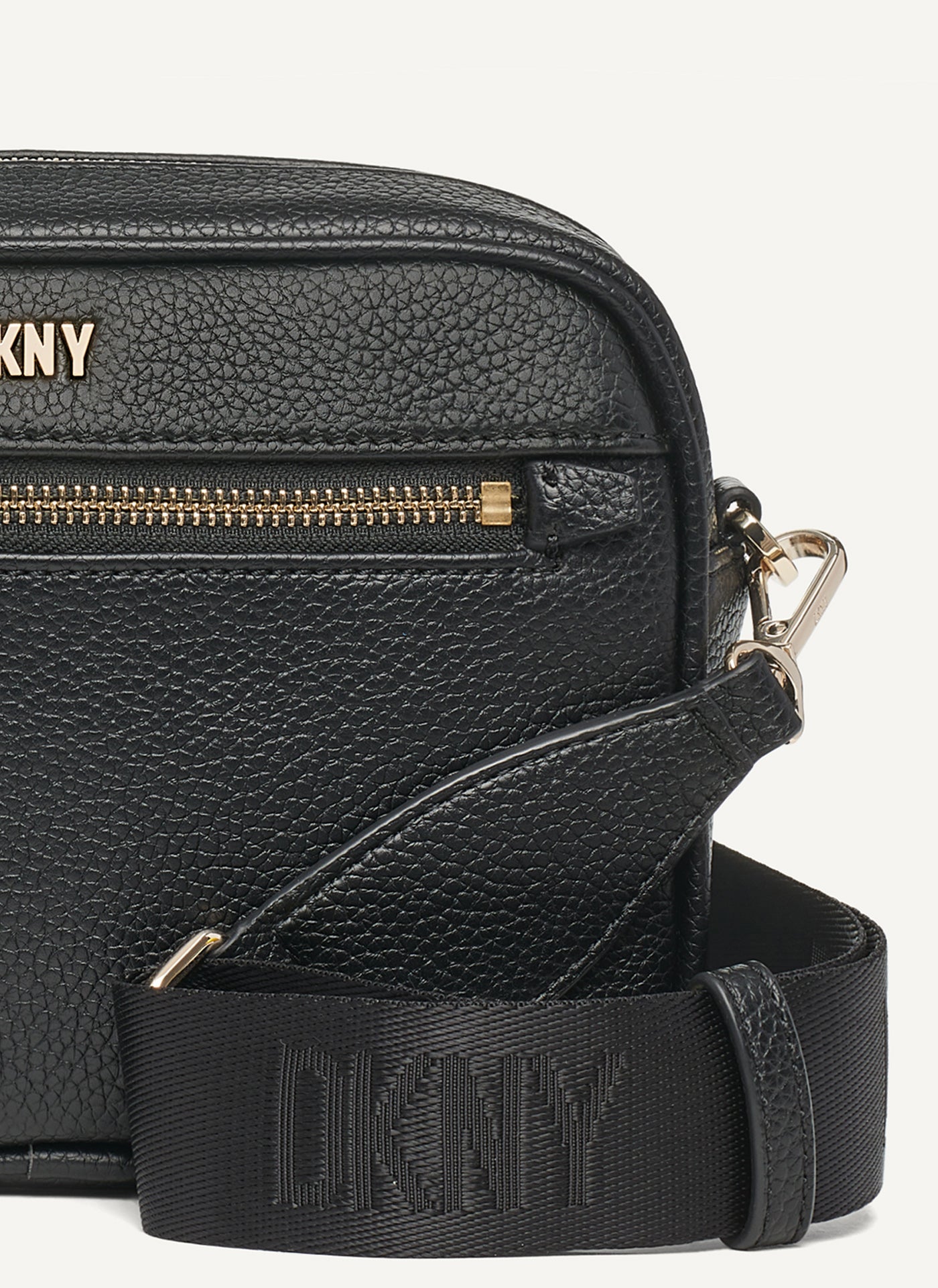 Dkny camera 2025 bag crossbody