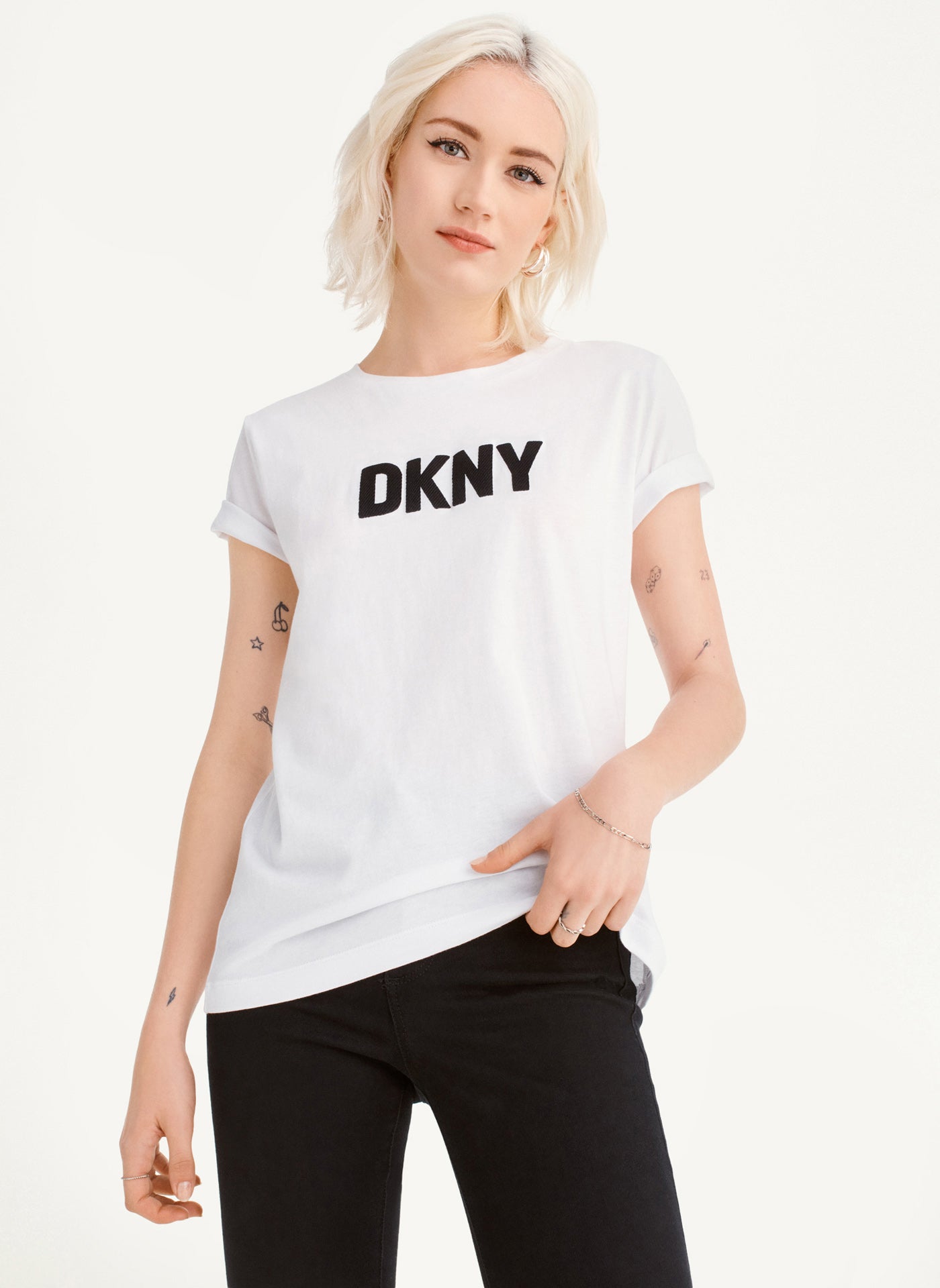 BONDED HEM LOGO TEE DKNY